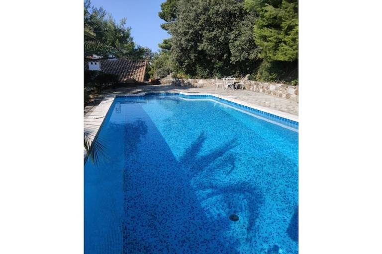 Fully equipped lovely villa with terrace, BBQ & yard | Pet-friendly — photo 4