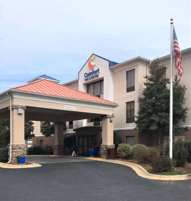 Comfort Inn & Suites Asheboro East in Asheboro, NC