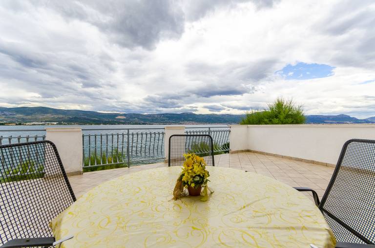 Nice apartment with patio | Sea view | Dogs allowed — photo 4