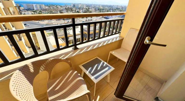 Apartment with pool in Hurghada