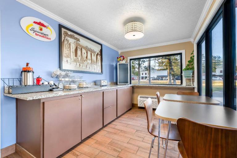 Super 8 By Wyndham Gadsden Al — photo 2