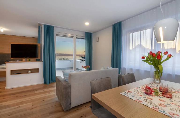 Appartement 1 mit Seeblick und WLAN