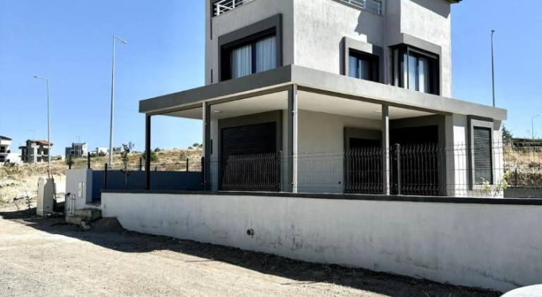 Villa with patio | Pets are welcome in Karaburun