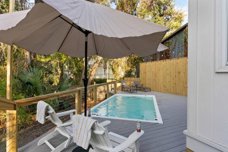 Village Walk - 104 Mews Circle — photo 2