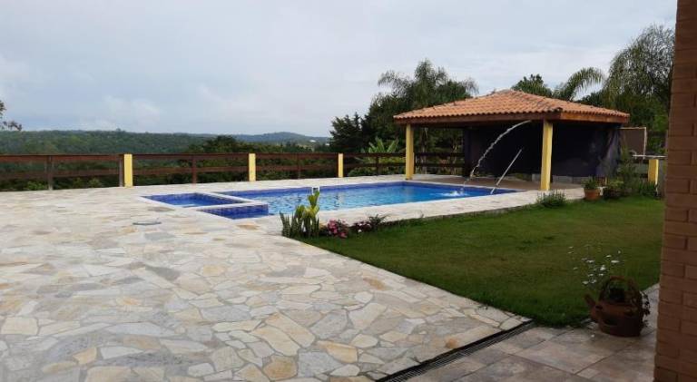 House with pool in Jarinu