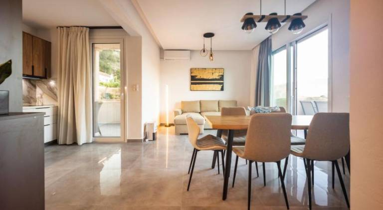 Luxury apartment with rooftop pool in Meronas — photo 4