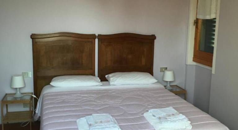 Holiday apartment with 2 rooms for 4 persons — photo 2