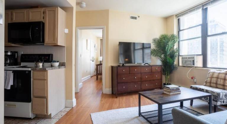 Rental apartment | Close to Faneuil Hall | Perfect for remote work — photo 3