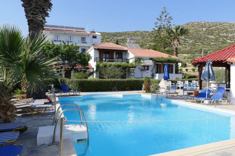 Κατάλυμα  Πυθαγόρειο