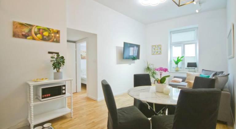 Apartament COMFORT Przy Rynku z sauna, klimatyzacja i parkingiem — photo 3