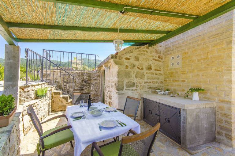 House with BBQ & yard | Sea view — photo 3