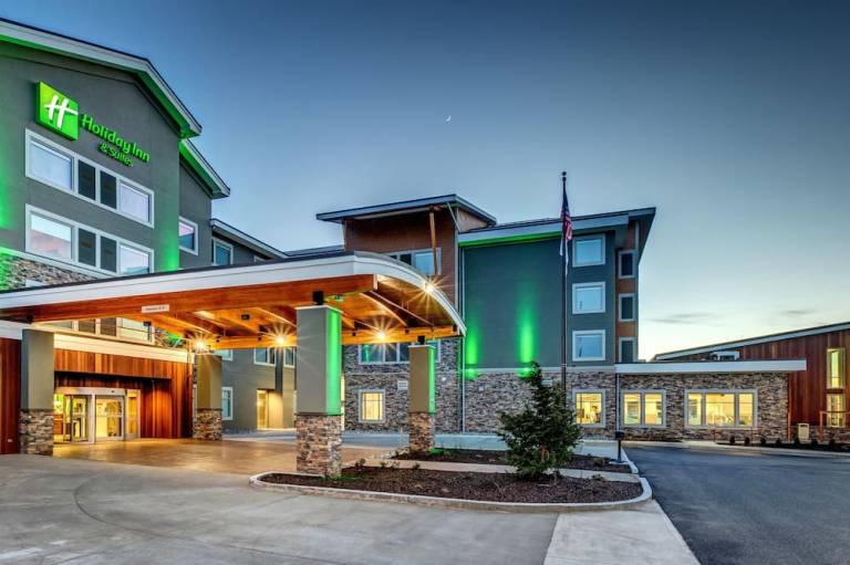 Holiday Inn & Suites Bellingham by IHG