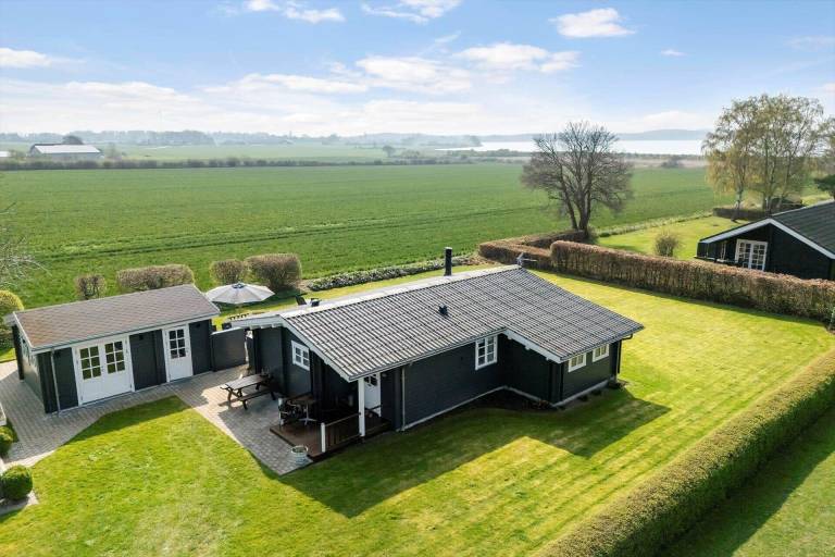 House with patio & barbeque | Sea view — photo 3