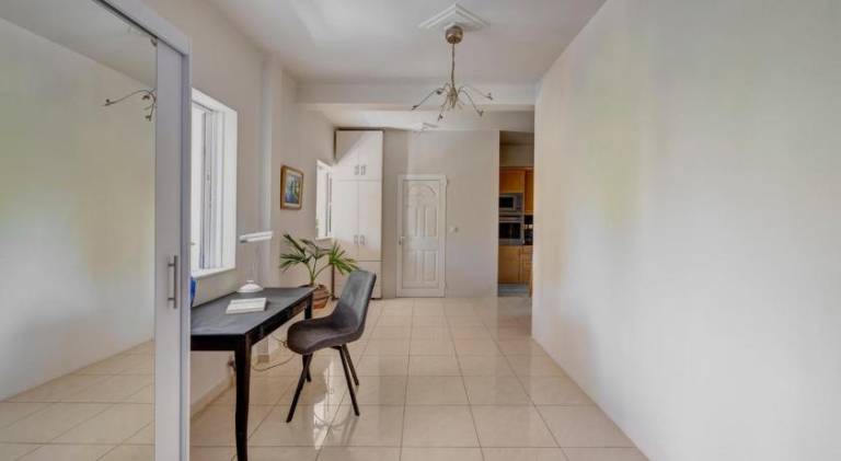 Fully equipped rental apartment with patio & garden | Suitable for remote work | Pets allowed — photo 4