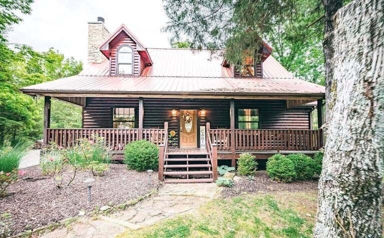 Cabin Nolin Lake