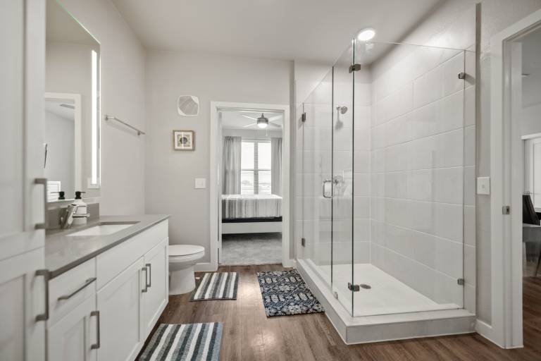 Apartment with private pool — photo 3