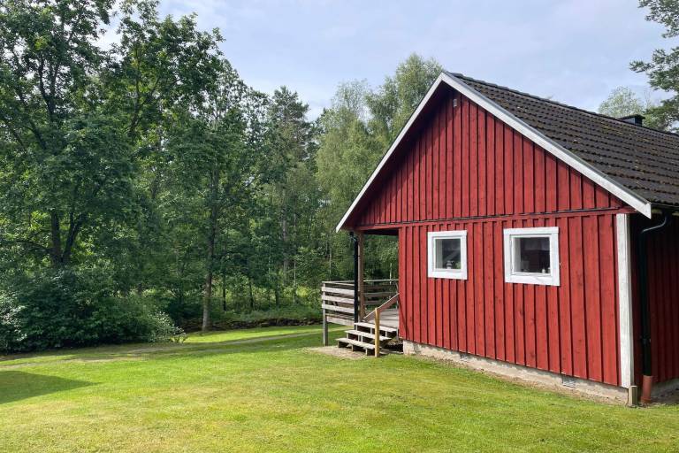 Charming house with yard | Pets are welcome — photo 4