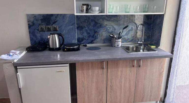 Holiday apartment with patio — photo 4