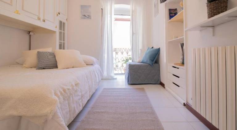 Apartment with 1 room for 4 persons — photo 2