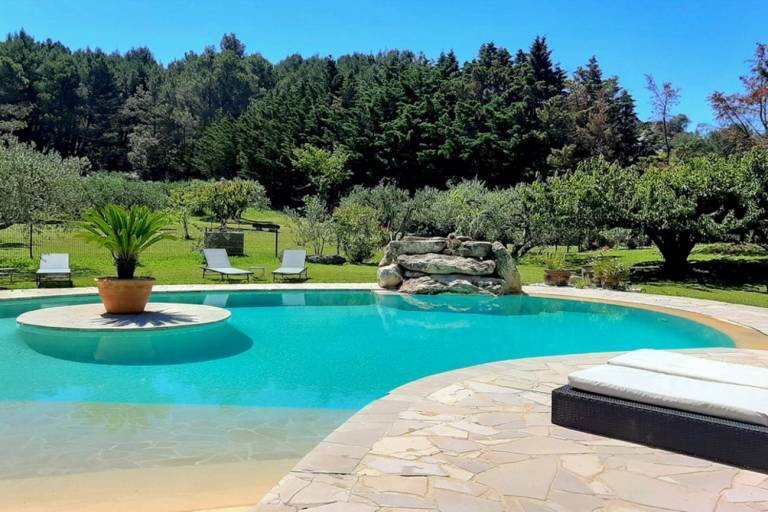 Children-friendly pleasant villa with private pool, yard & patio | Pets allowed — photo 2