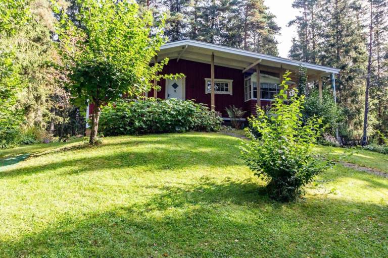 Lovely vacation home with patio, sauna & barbecue | Pet-friendly — photo 4