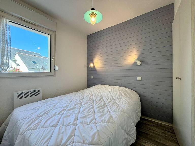 Holiday apartment with 2 rooms for 4 persons — photo 4