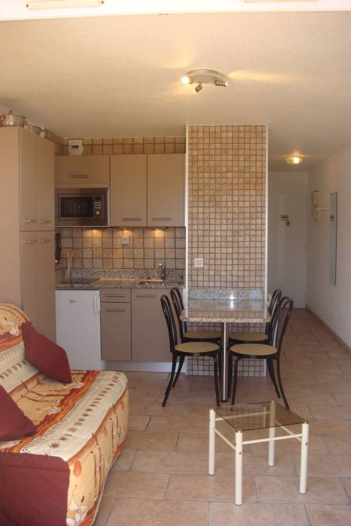Rental apartment with patio | Beach nearby | Pet-friendly — photo 4