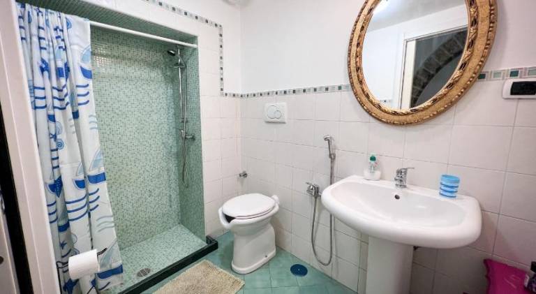 Serviced apartment for 5 persons — photo 2