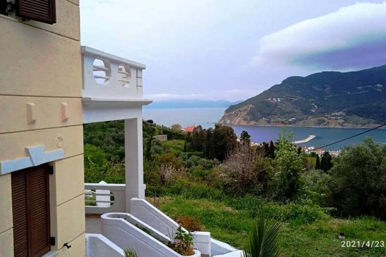 House  Skopelos