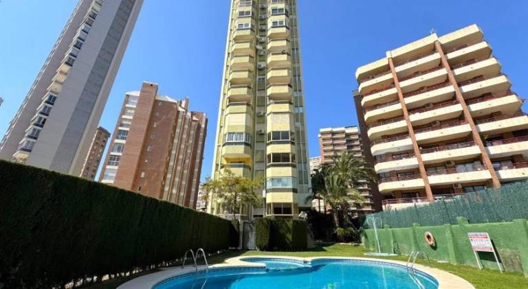 Holiday apartment with terrace, yard & pool — photo 3