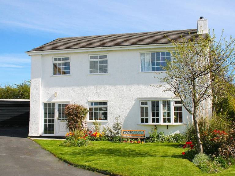 Cottage  Menai Bridge