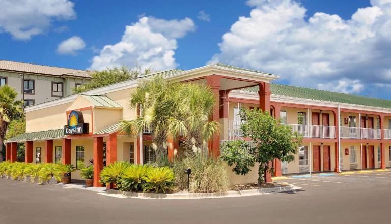 Days Inn by Wyndham Fort Walton Beach in Fort Walton Beach, FL