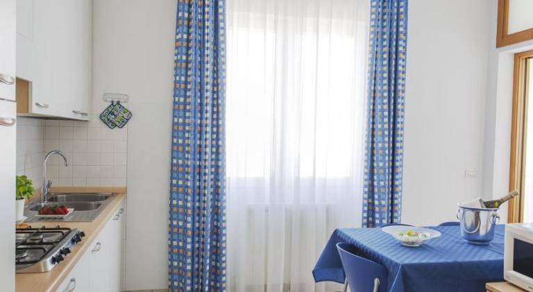 Apartment with pool & terrace | Beach nearby | Pets are welcome — photo 4