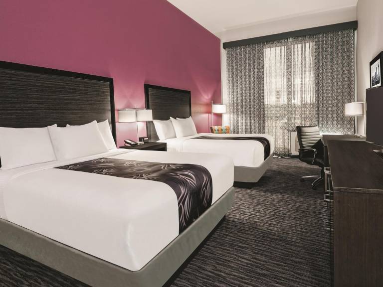 La Quinta Inn & Suites by Wyndham Dallas Grand Prairie North in Grand Prairie, TX