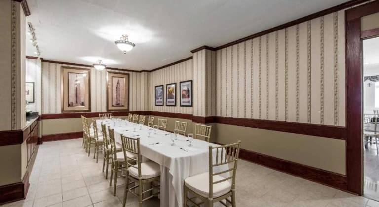 Hotel Bothwell Sedalia Central District, an Ascend Collection Hotel — photo 5