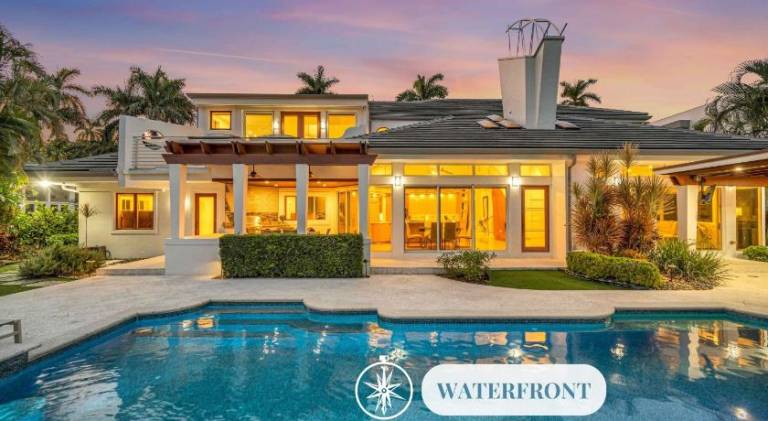 House with barbecue, hot tub & private pool in Fort Lauderdale, FL