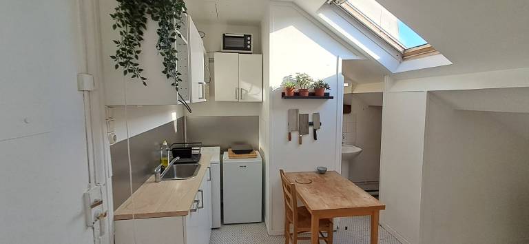 Studio flat Salpêtrière