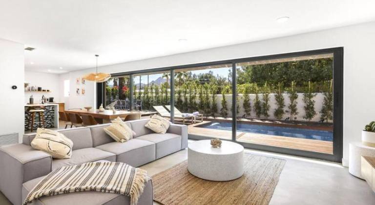 Fully equipped lovely villa with garden, BBQ & patio | Perfect for remote work | Pet-friendly — photo 4