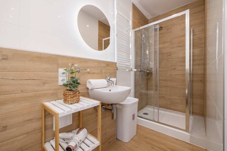 Ko ciuszki 34 Katowice Cozy Studio Air Conditioning Smart TV Close to the Center — photo 3