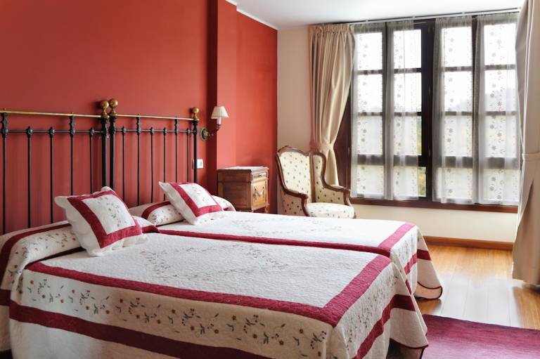 Aparthotel Villaviciosa