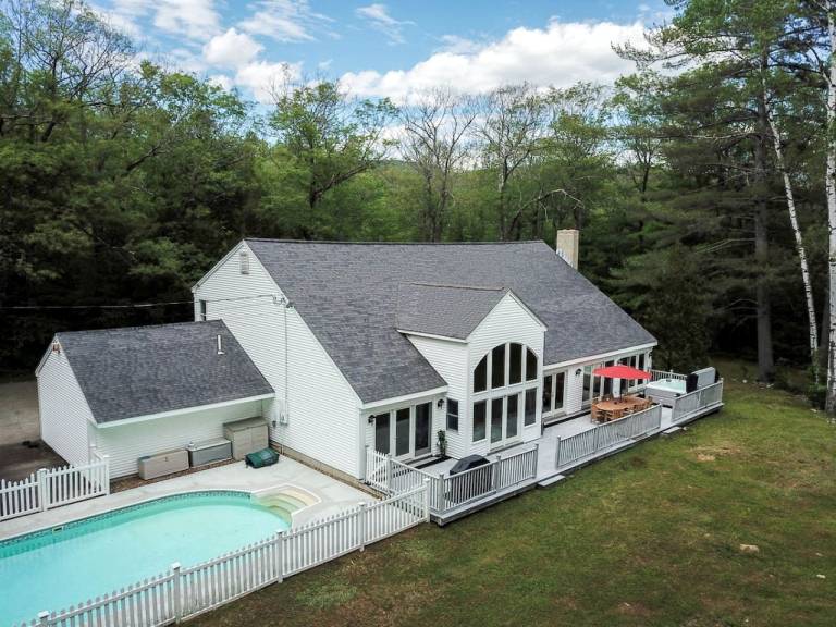 House  Bartlett