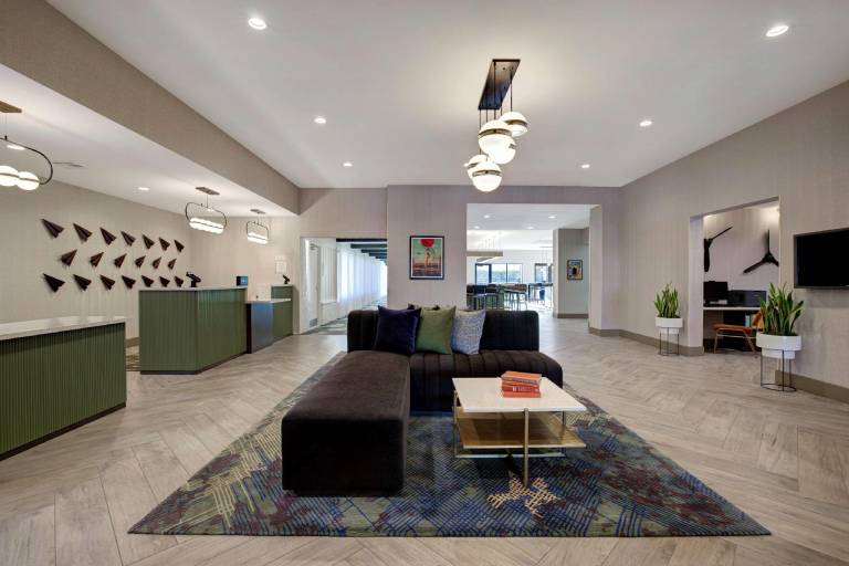DoubleTree by Hilton Palmdale — photo 5