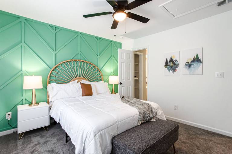 Pleasant vacation home | Pets are welcome in Smyrna, GA