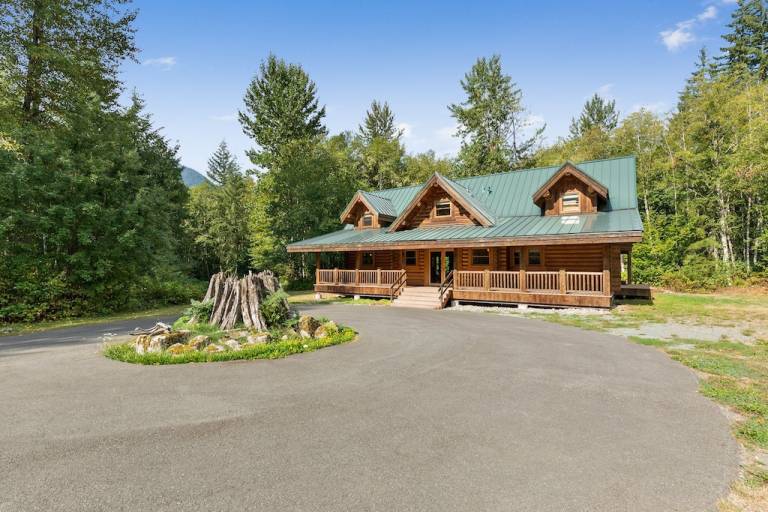 Lodge Skykomish