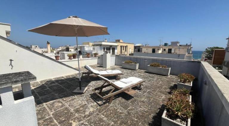 Holiday apartment with 2 rooms for 4 persons in Fasano