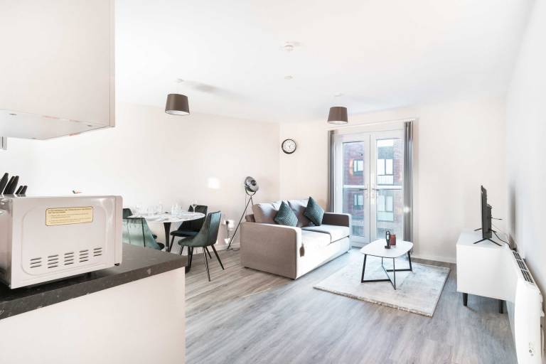 Fabulous 2 Bedroom Manchester Apartment