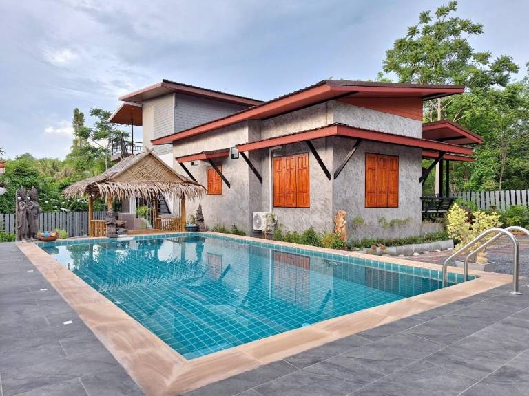 Bungalow  Sala Dan