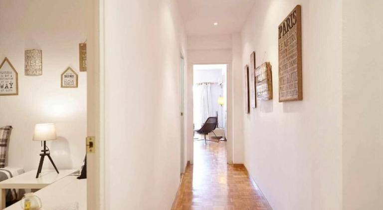 Apartment | Near Sagrada Família | Dogs allowed — photo 4