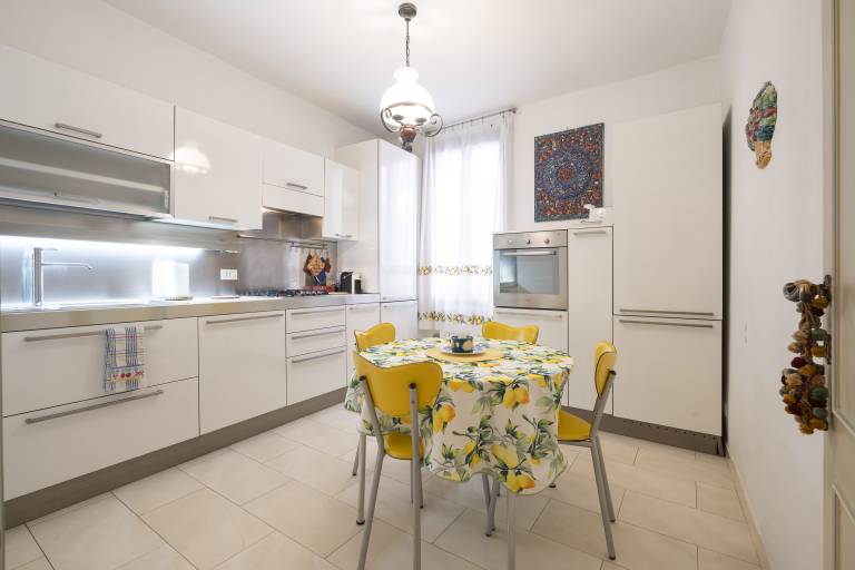 Rental apartment | Near Rialto Bridge | City view — photo 2