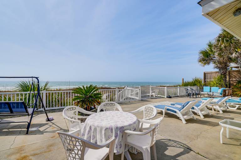'Two by Sea' Beachfront Private Home w/ Courtyard! in Bay City, AL